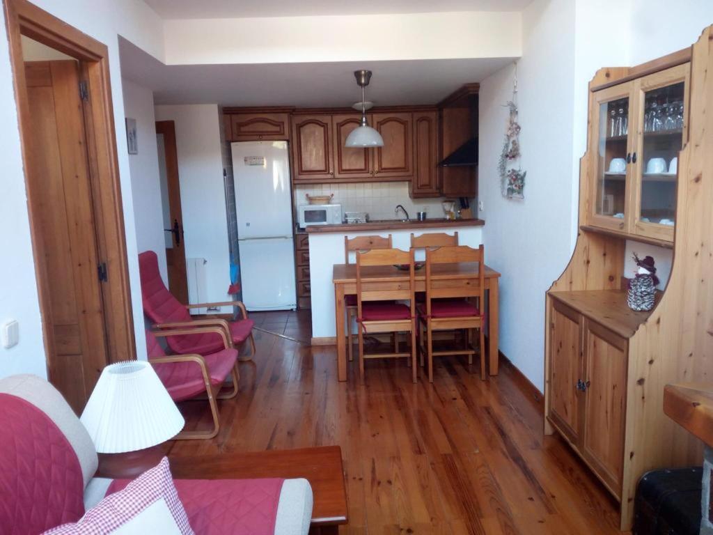 Apartament Esterri إيستيري دانو المظهر الخارجي الصورة